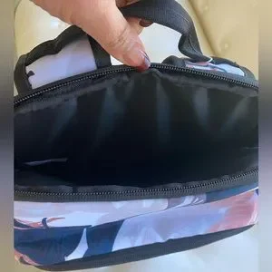 ❌????❌Brand New With Tag Vooray Avenue On-The-Go Versatile Backpack Vooray | Bags | Brand New With Tag Vooray Avenue Onthego  main image 2